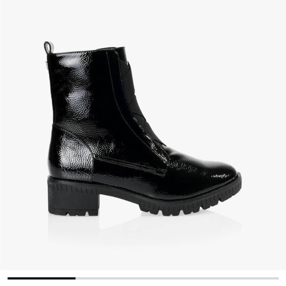 Valdini boots size 6 women for winter. These boots are waterproof.